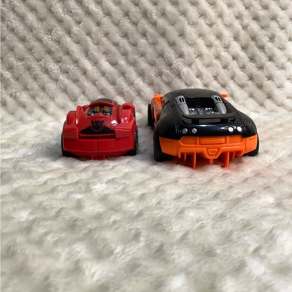 Red and Orange Toy Cars - Picture 3 of 12
